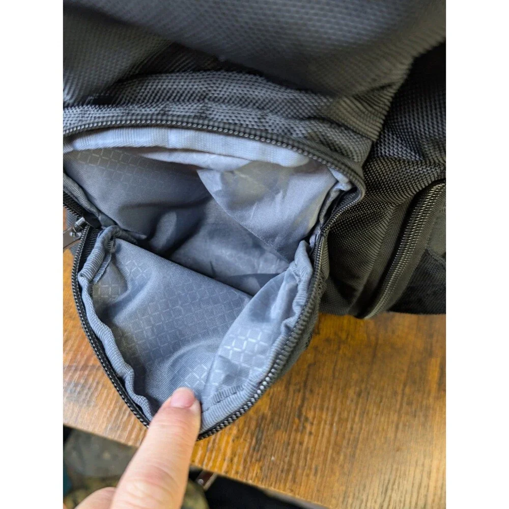 KROSER 17.3 Travel Laptop Backpack XL Heavy Duty USB Charging Port RFID Black